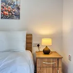 New & Modern 2br In Apartment St. Paul's Bay