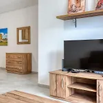 New & Modern 2br In * St. Paul's Bay