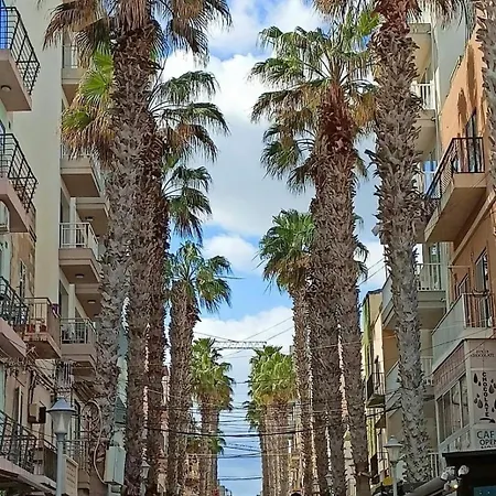 New & Modern 2br In Apartment *