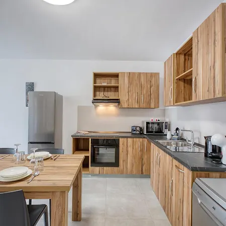 New & Modern 2br In Apartamento St Paul's Bay